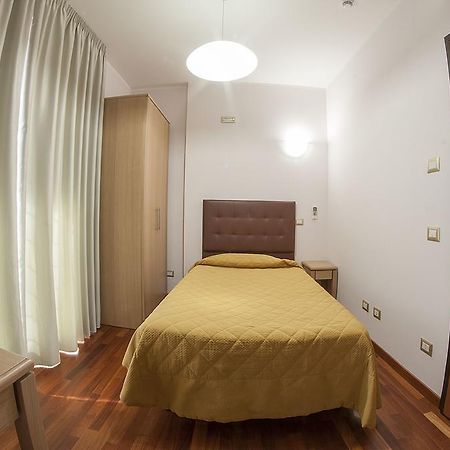 Domus Traiani Fiumicino Hotel Værelse billede